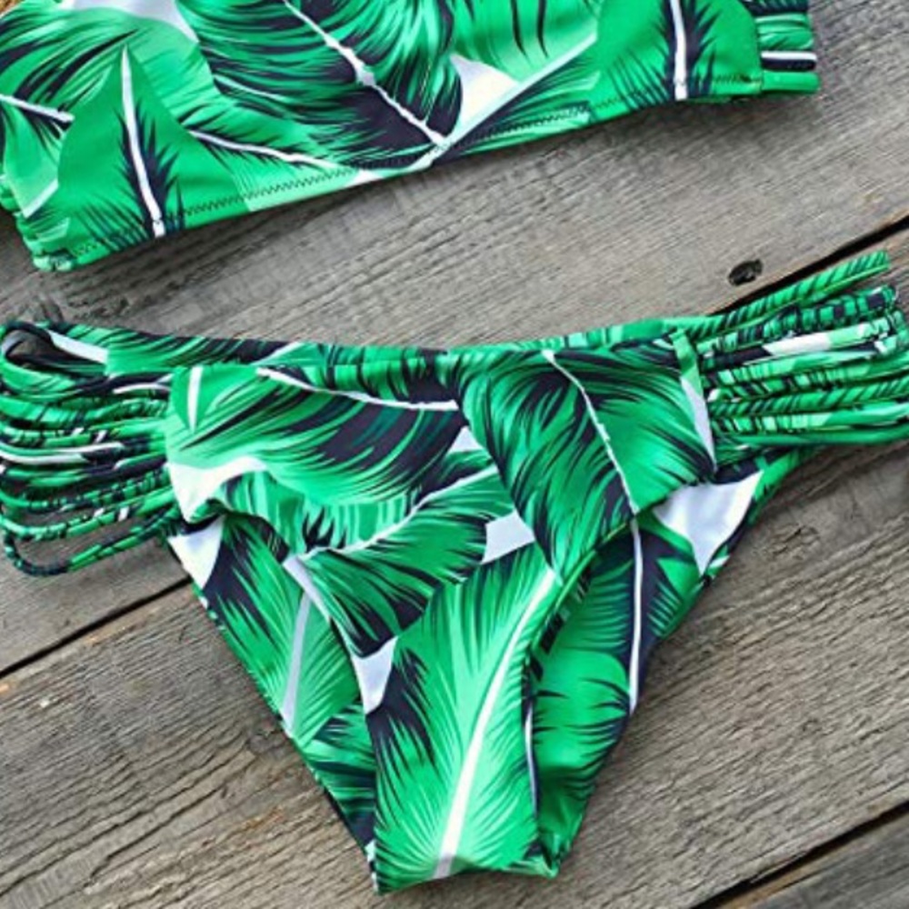 Bikini bottoms